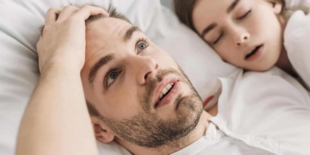 Ronflement chez la femme : causes et solutions Ronflement chez la femme : causes et solutions